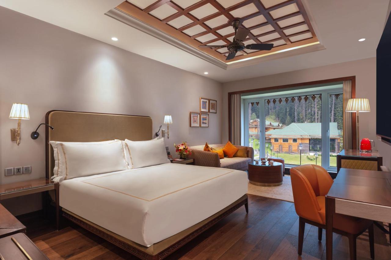 The Khyber Himalayan Resort & Spa Gulmarg Exterior foto