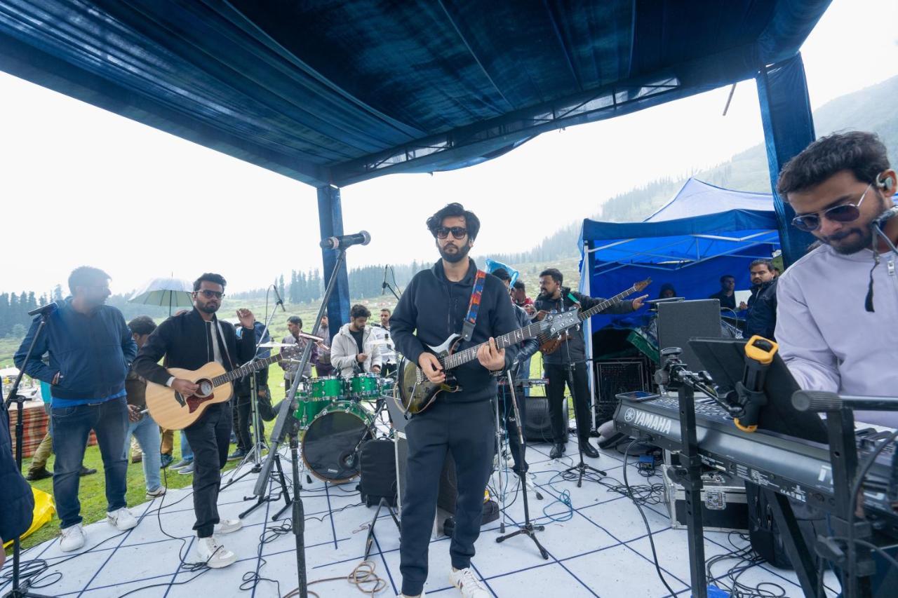 The Khyber Himalayan Resort & Spa Gulmarg Exterior foto